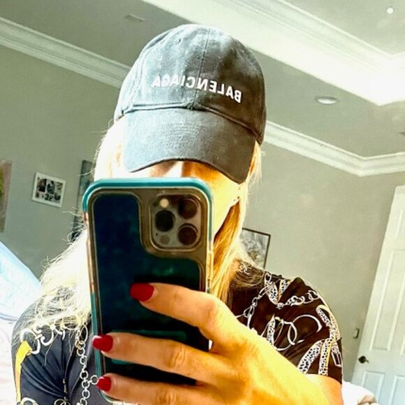 COPY - Brand New BALENCIAGA Hat !! (Black) - Picture 1 of 3